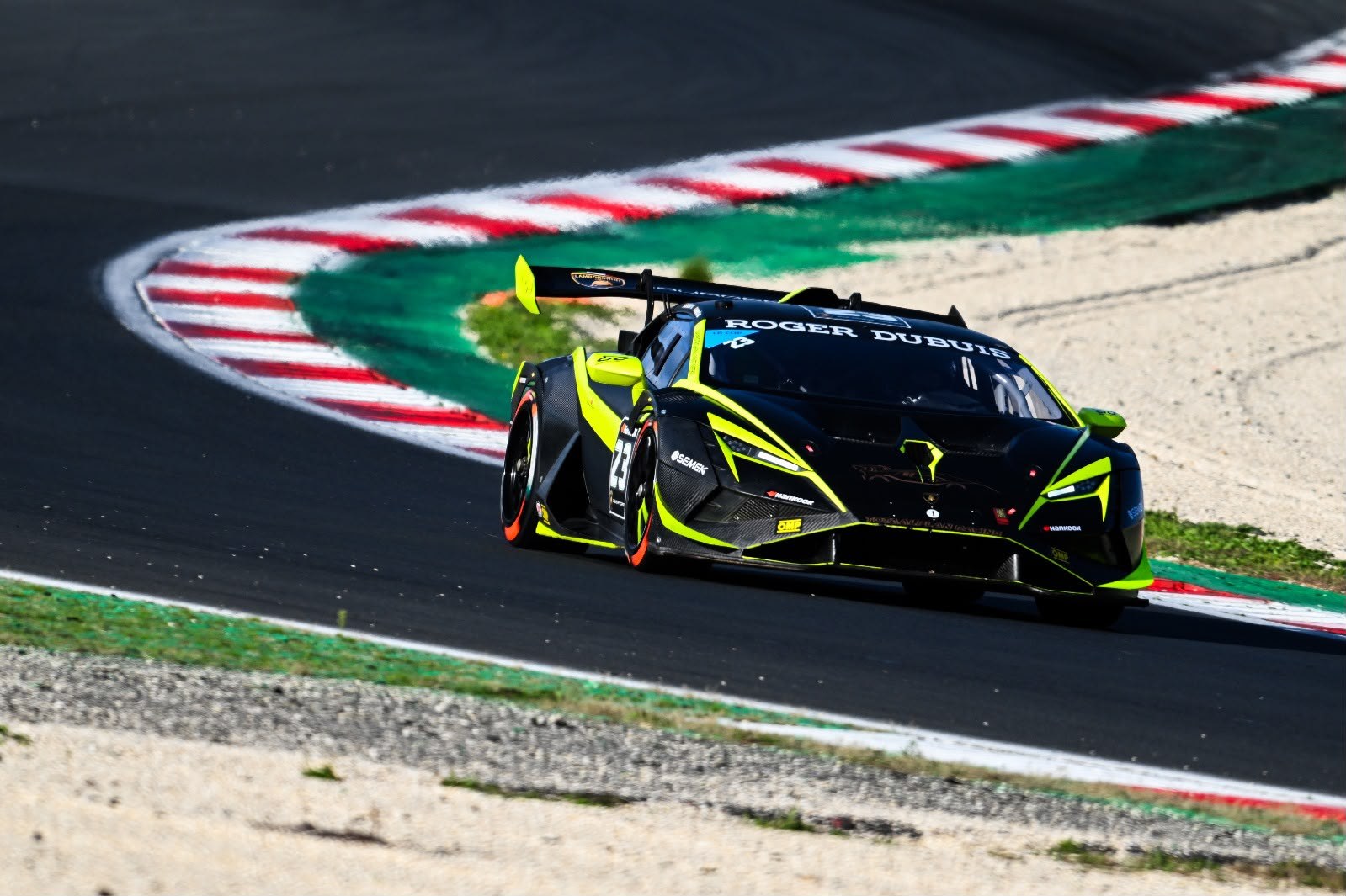 Lamborghini Totaalplan Racing op circuit